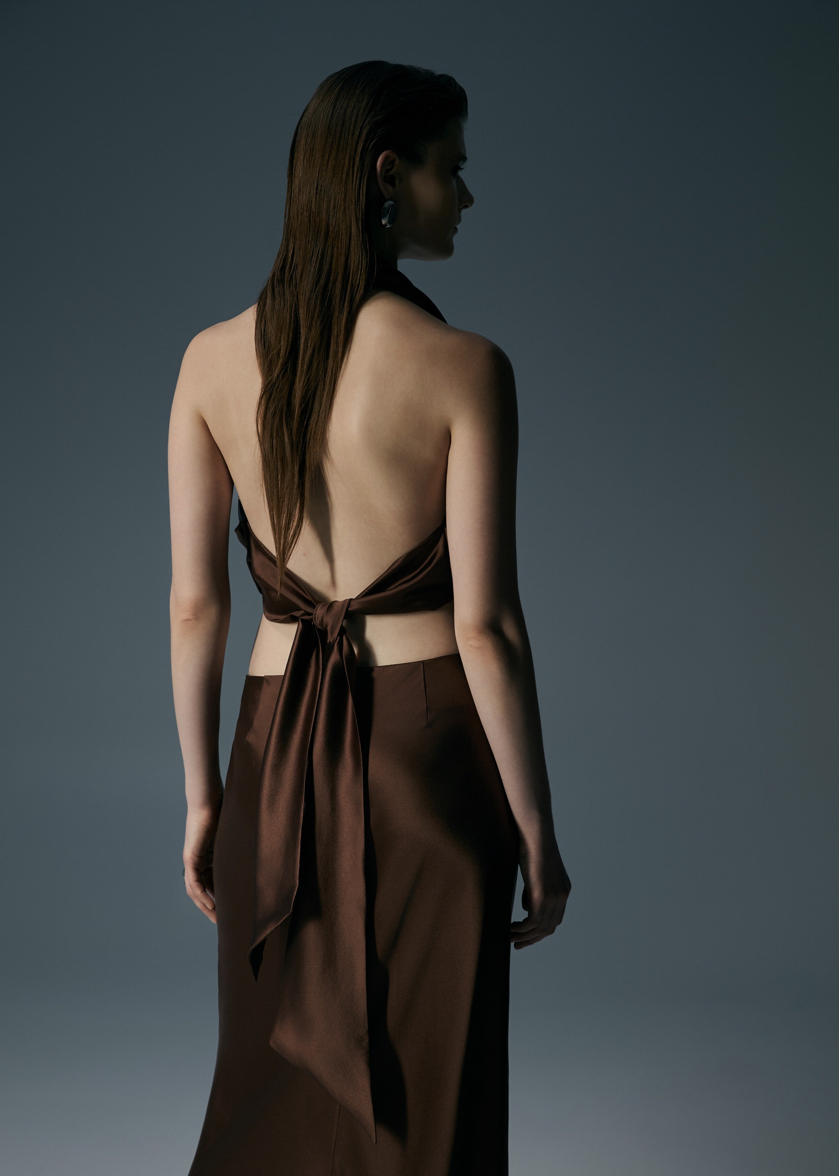 outfit for first date silk backless top with a matching maxi skiirt